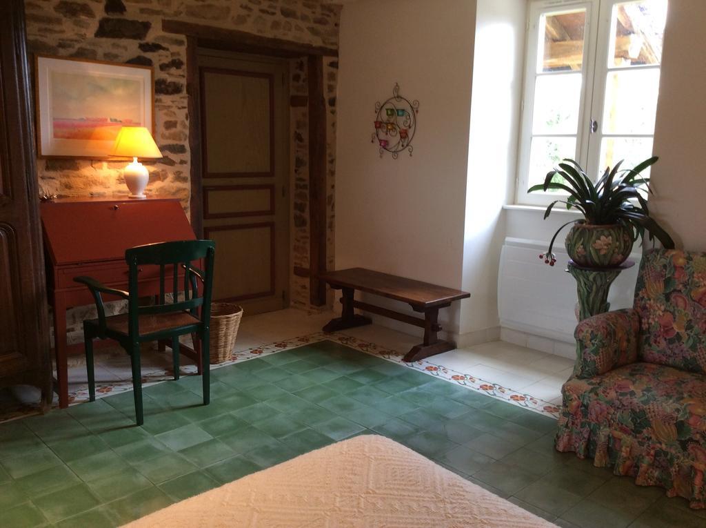 Bed and Breakfast Sapharey à Sarrazac  Chambre photo
